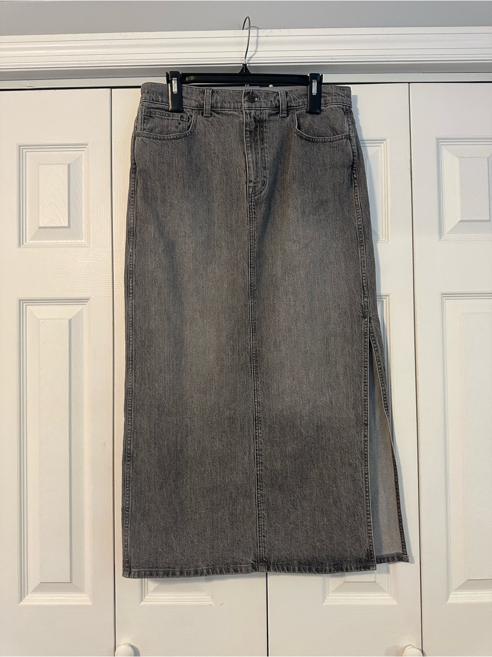 NWT Madewell Grey Washed Maxi Denim Skirt, size 29